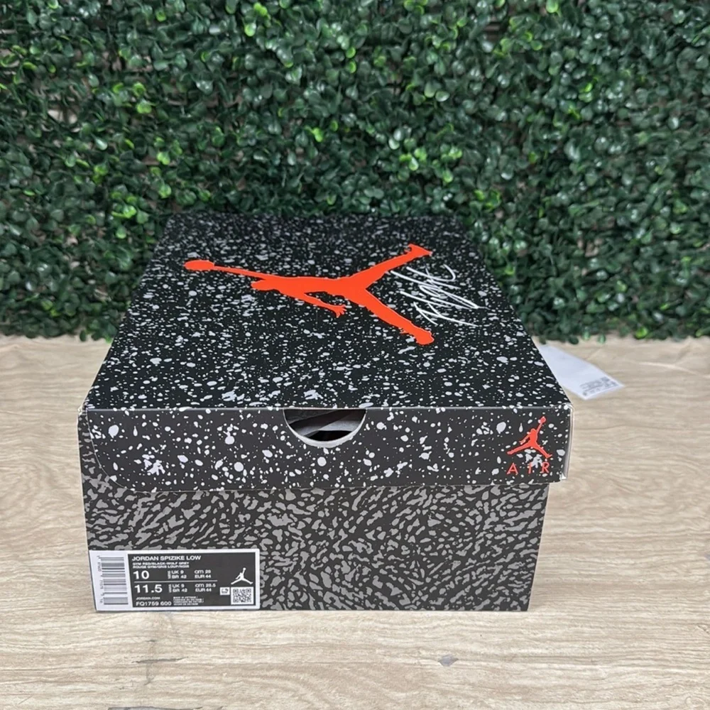Jordan Spizike Low - M10/W11.5